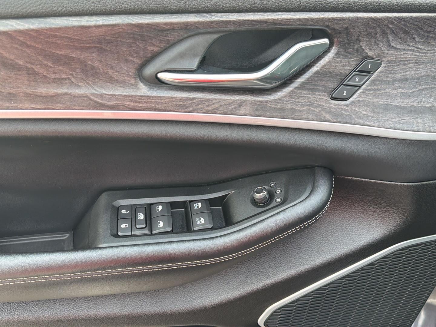 2024 Jeep Grand Cherokee 4Xe 4x4 11