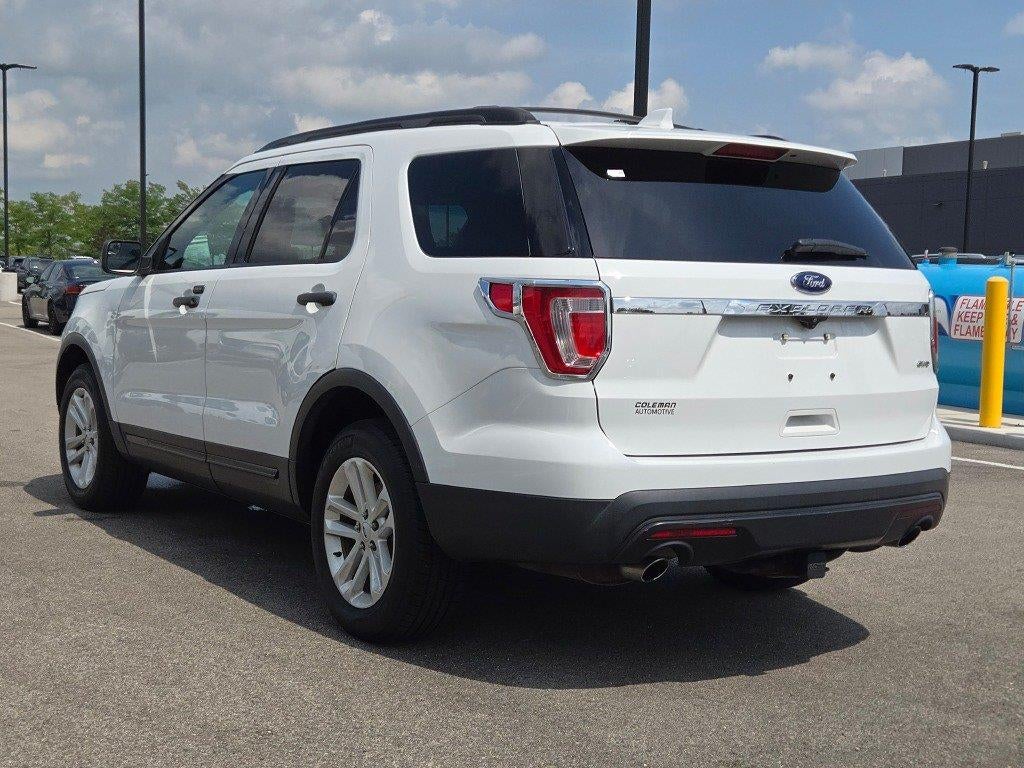 2017 Ford Explorer 12