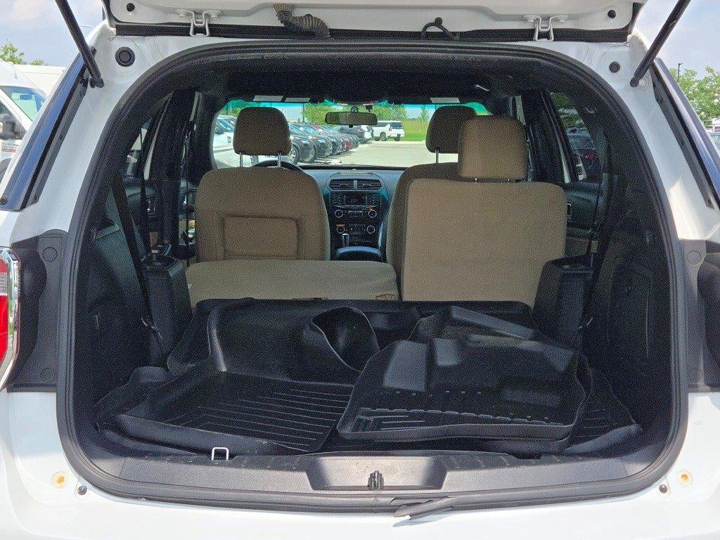 2017 Ford Explorer 14