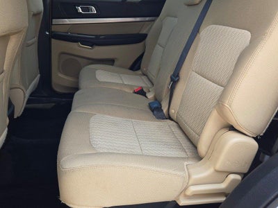 2017 Ford Explorer Base