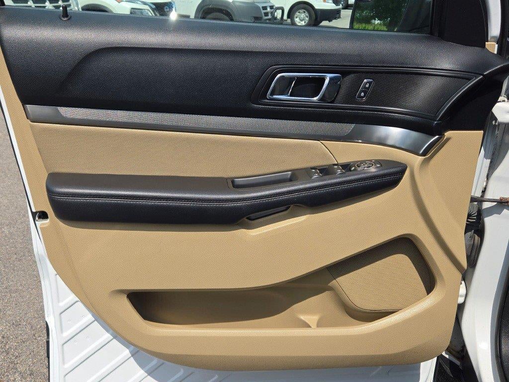 2017 Ford Explorer 17