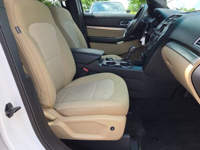 2017 Ford Explorer Base