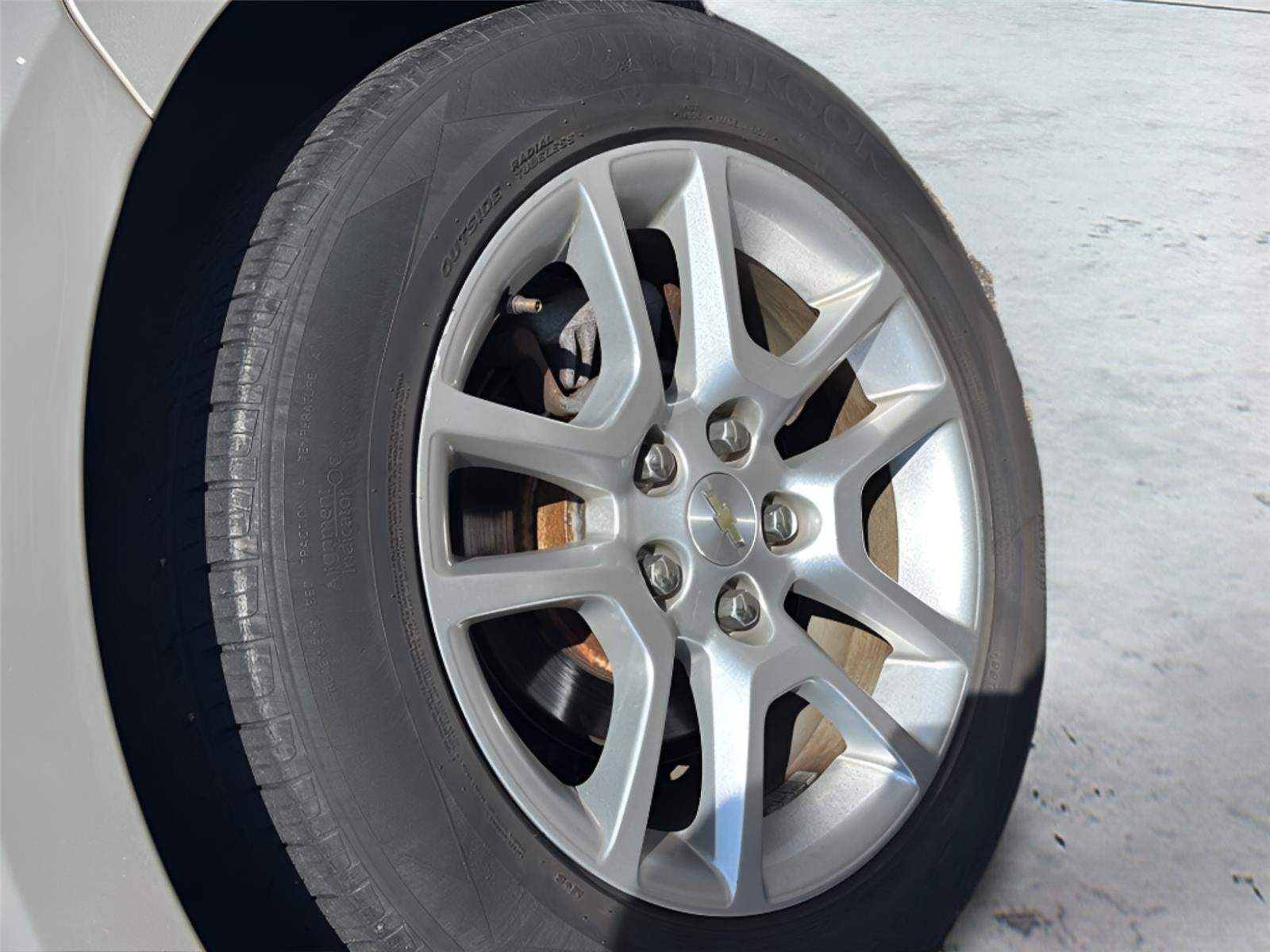 2015 Chevrolet Malibu LT 25