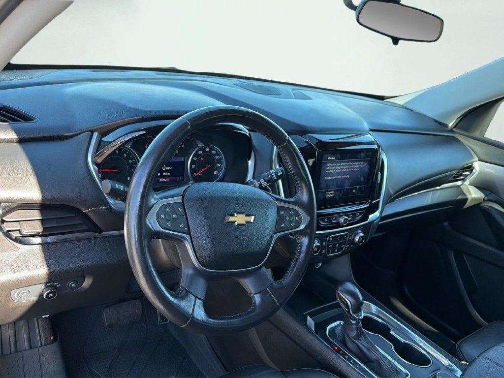 2021 Chevrolet Traverse LT Leather