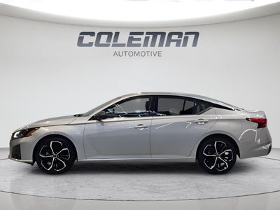 2025 Nissan Altima SR