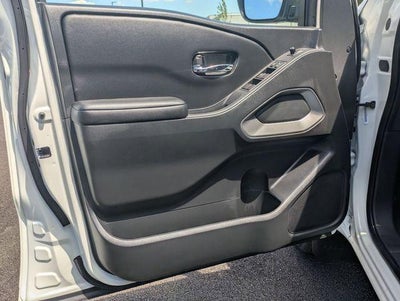 2025 Nissan Frontier Crew Cab SV