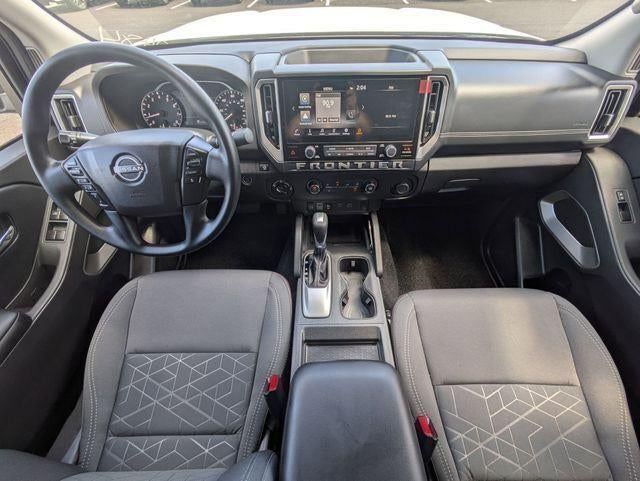 2025 Nissan Frontier Crew Cab SV