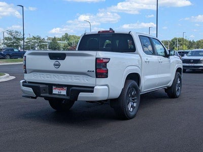 2025 Nissan Frontier Crew Cab SV
