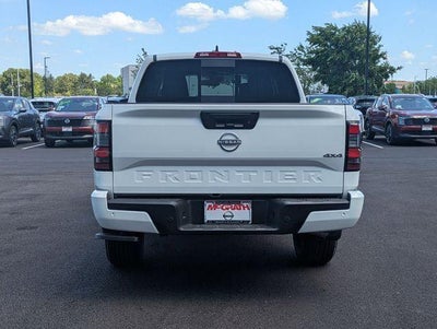 2025 Nissan Frontier Crew Cab SV