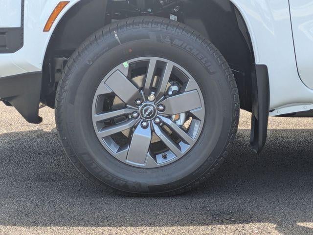 2025 Nissan Frontier Crew Cab SV