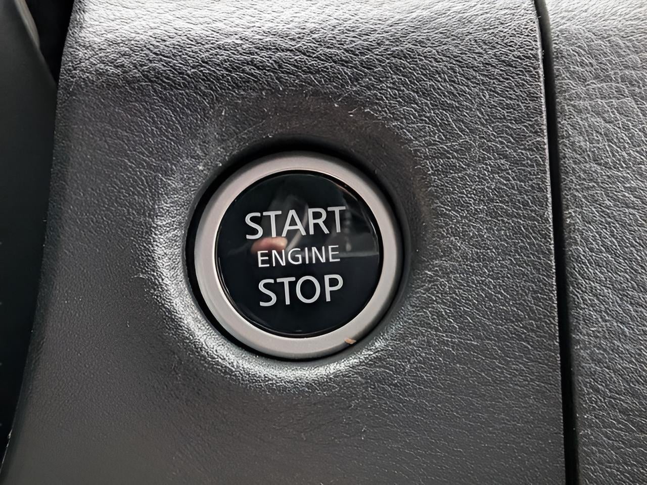 2025 Nissan Frontier Crew Cab SV
