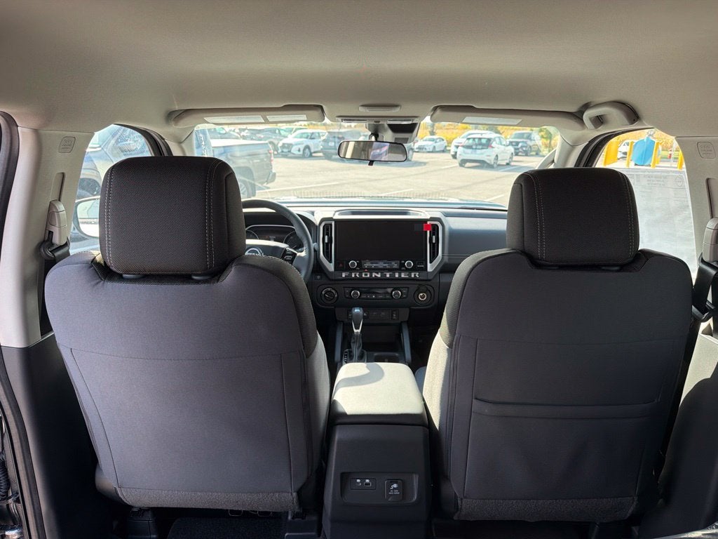 2027 Nissan Frontier SV