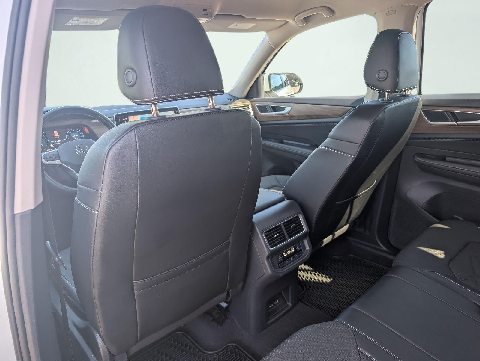 2024 Volkswagen Atlas 2.0T SE