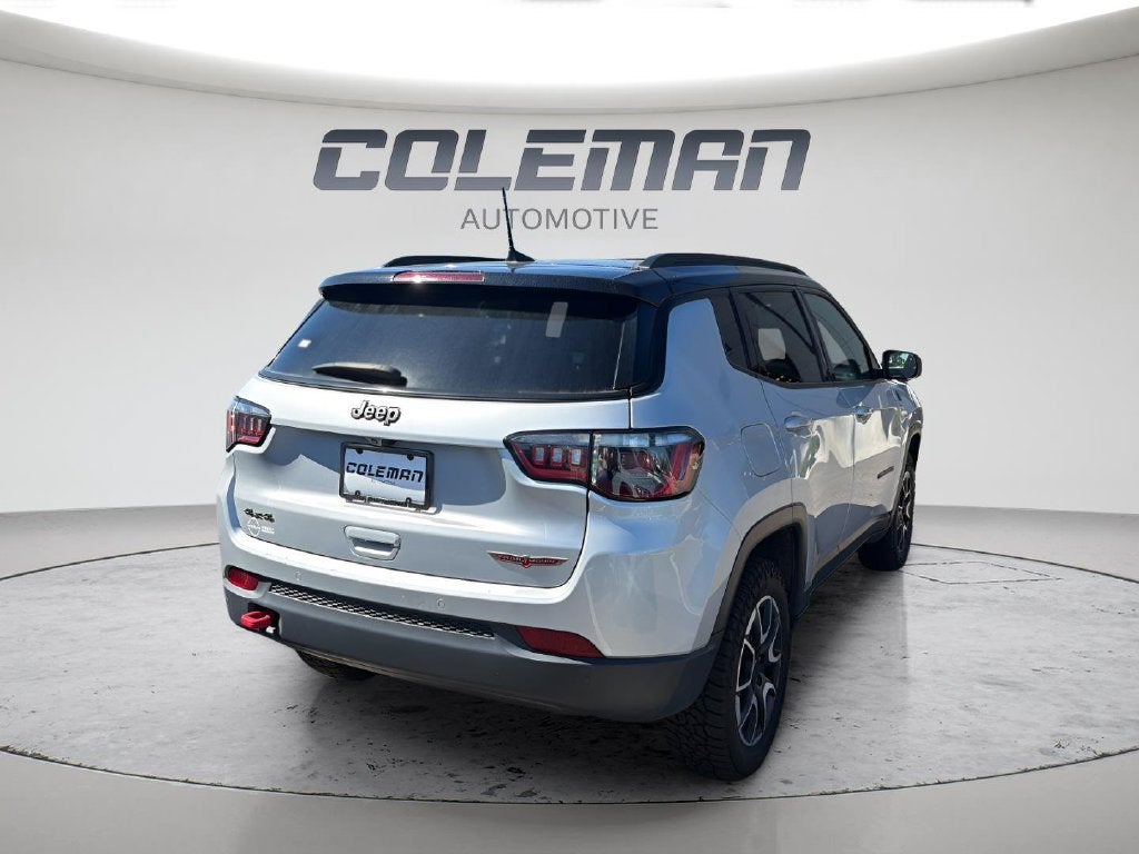 2025 Jeep Compass Trailhawk