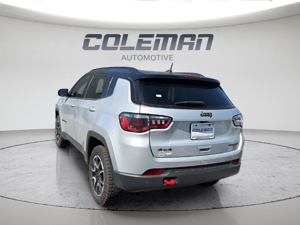 2025 Jeep Compass Trailhawk
