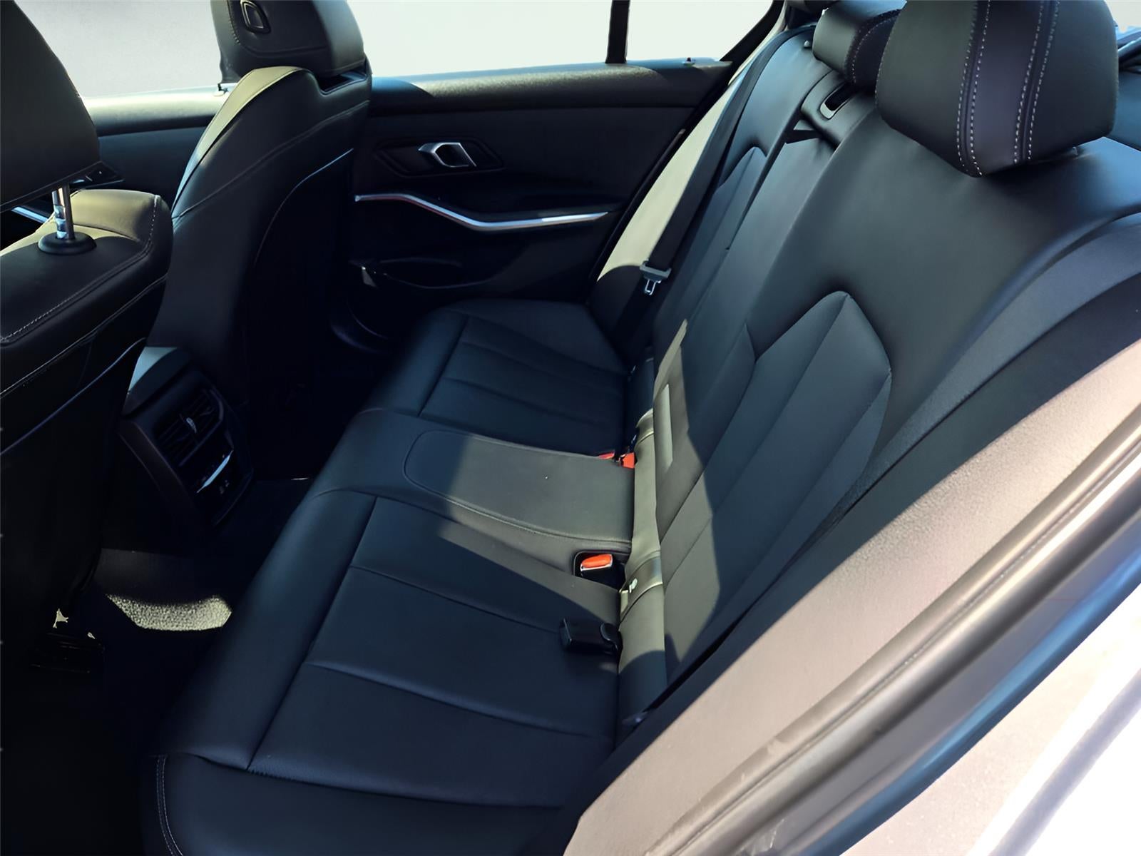 2024 BMW 3 Series 330e xDrive