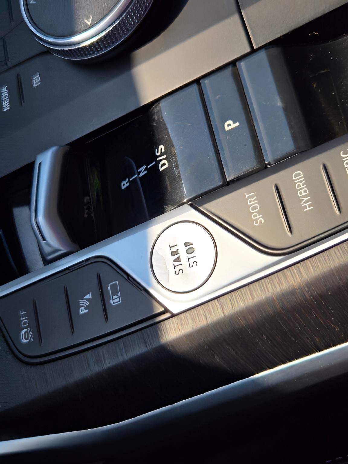 2024 BMW 3 Series 330e xDrive