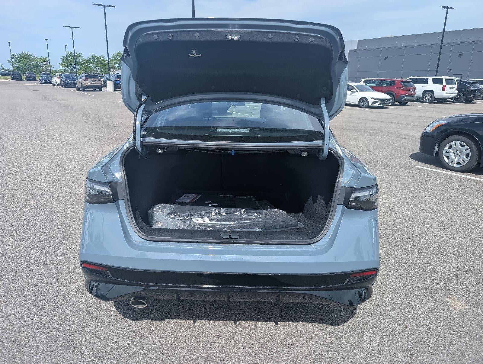 2026 Nissan Sentra SR