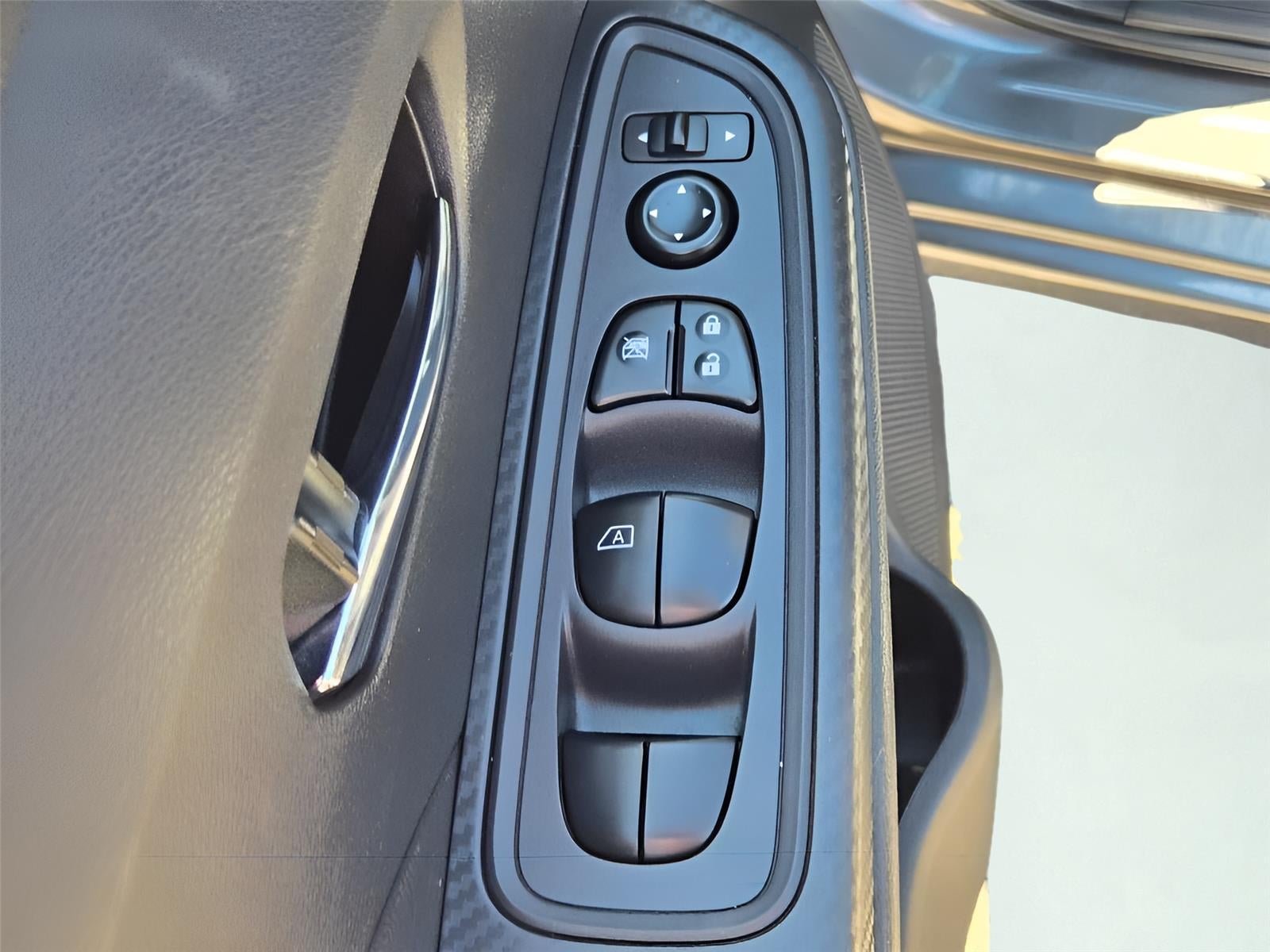 2024 Nissan Versa SV