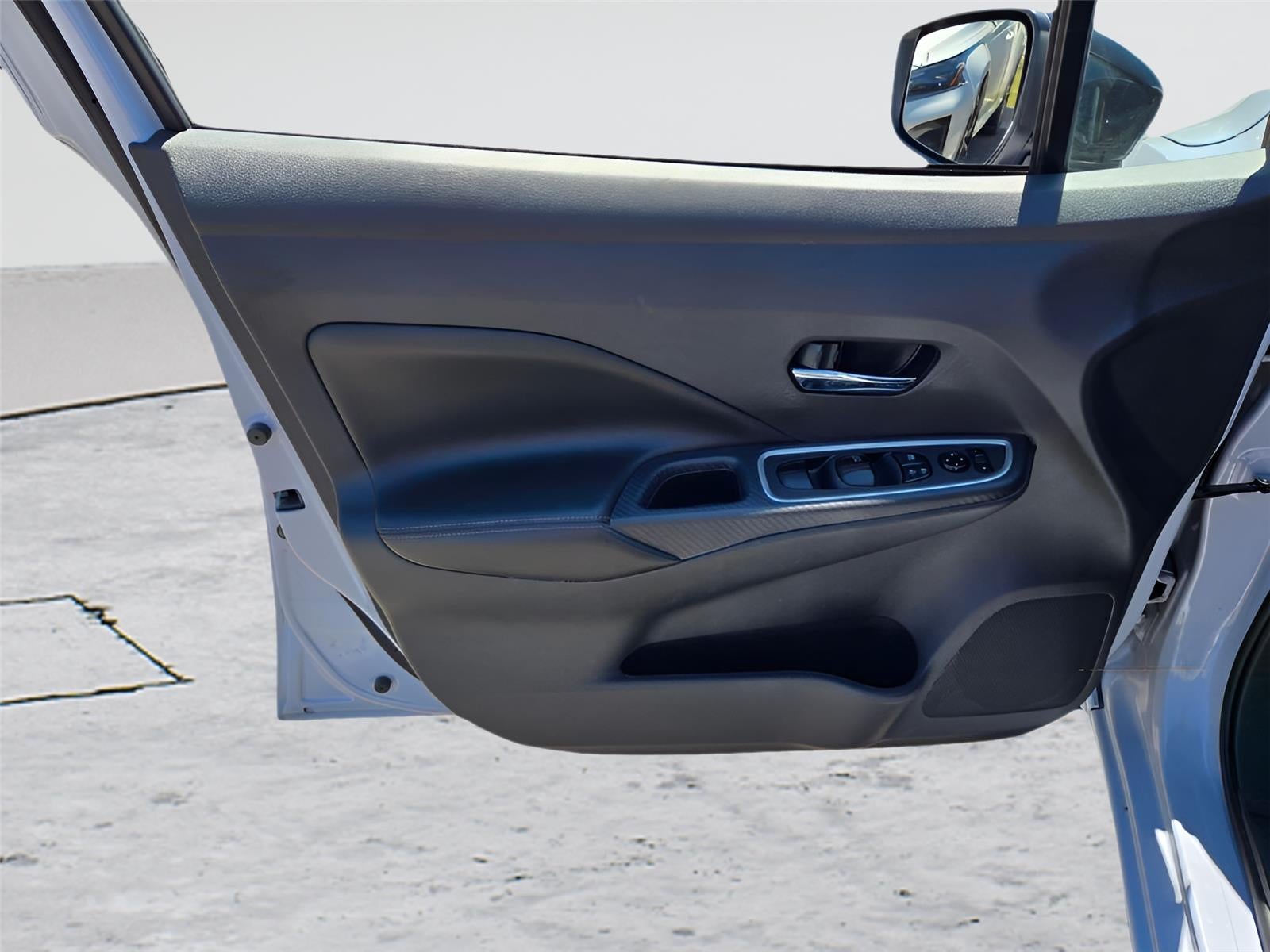 2024 Nissan Versa SR