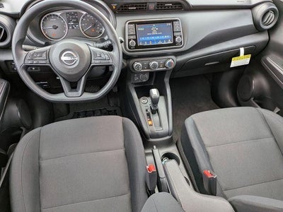 2025 Nissan Kicks Play S