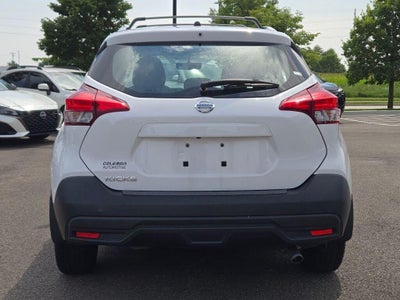 2019 Nissan Kicks S