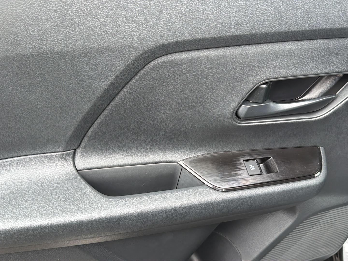 2027 Nissan Kicks S