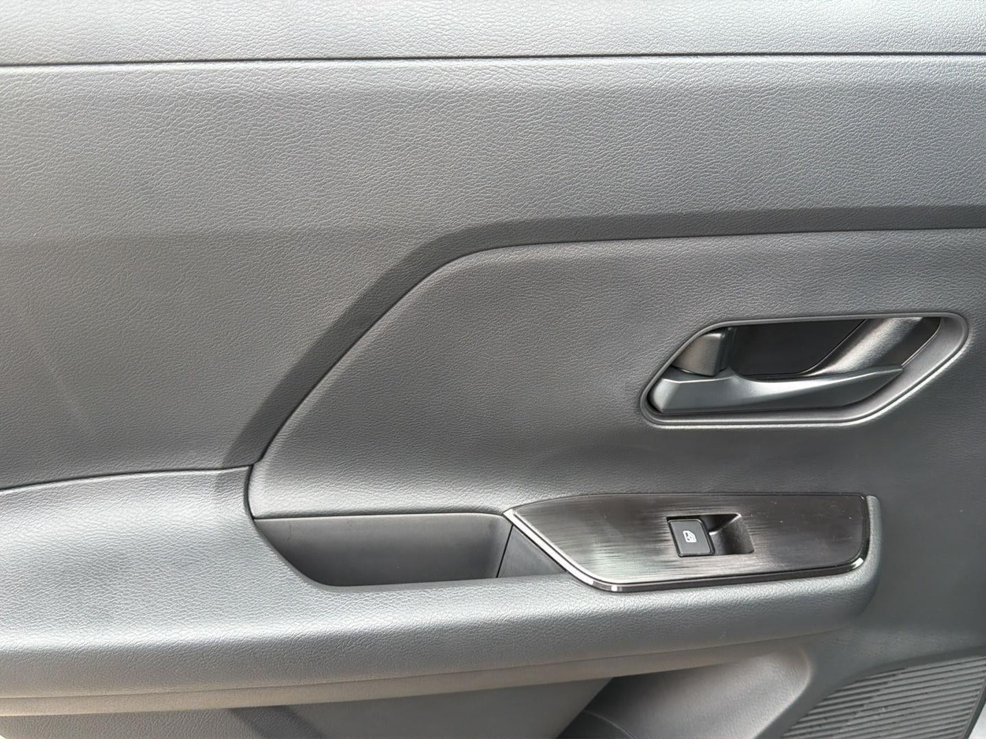 2027 Nissan Kicks S