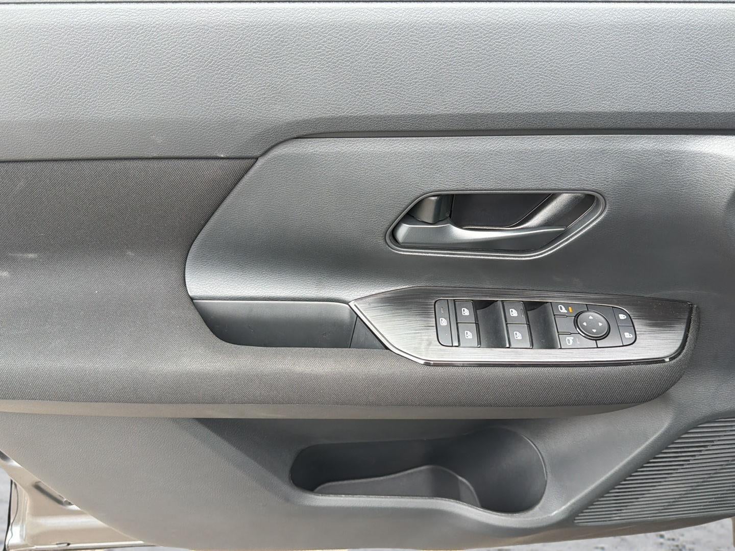 2027 Nissan Kicks S