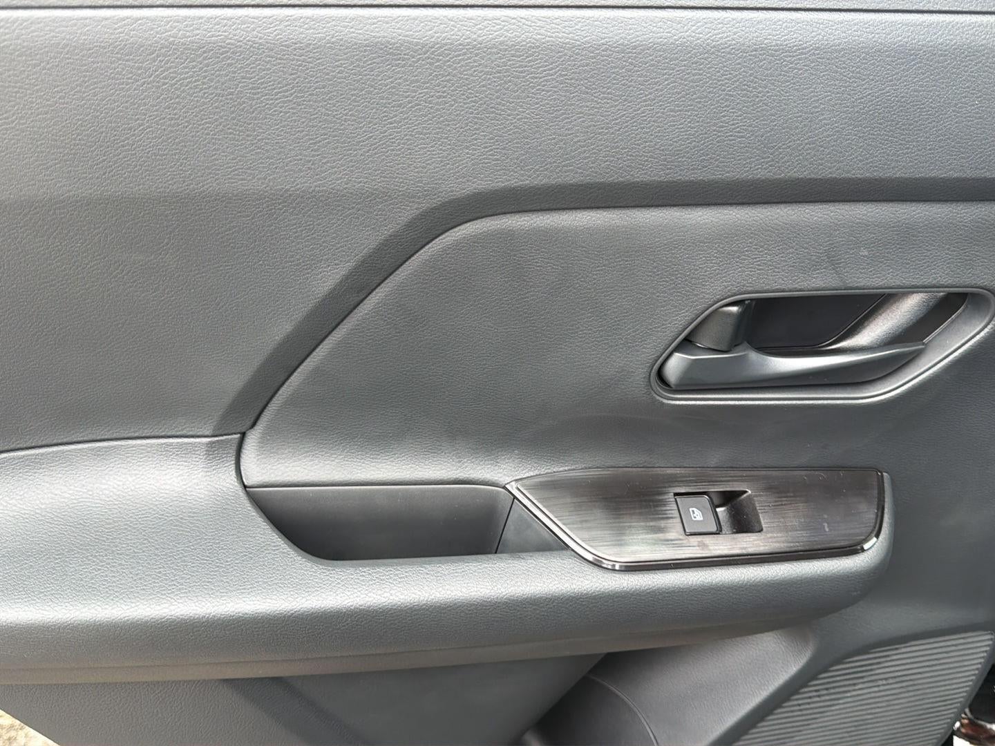 2027 Nissan Kicks S