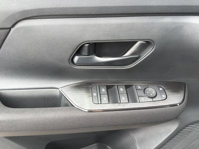 2027 Nissan Kicks S