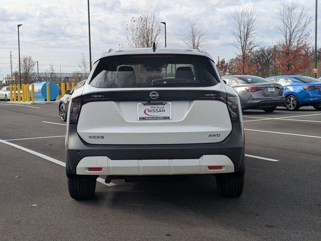 2026 Nissan Kicks SV