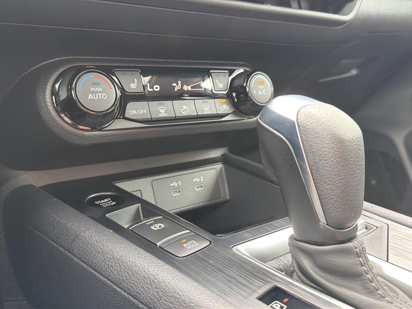 2027 Nissan Kicks SV 20