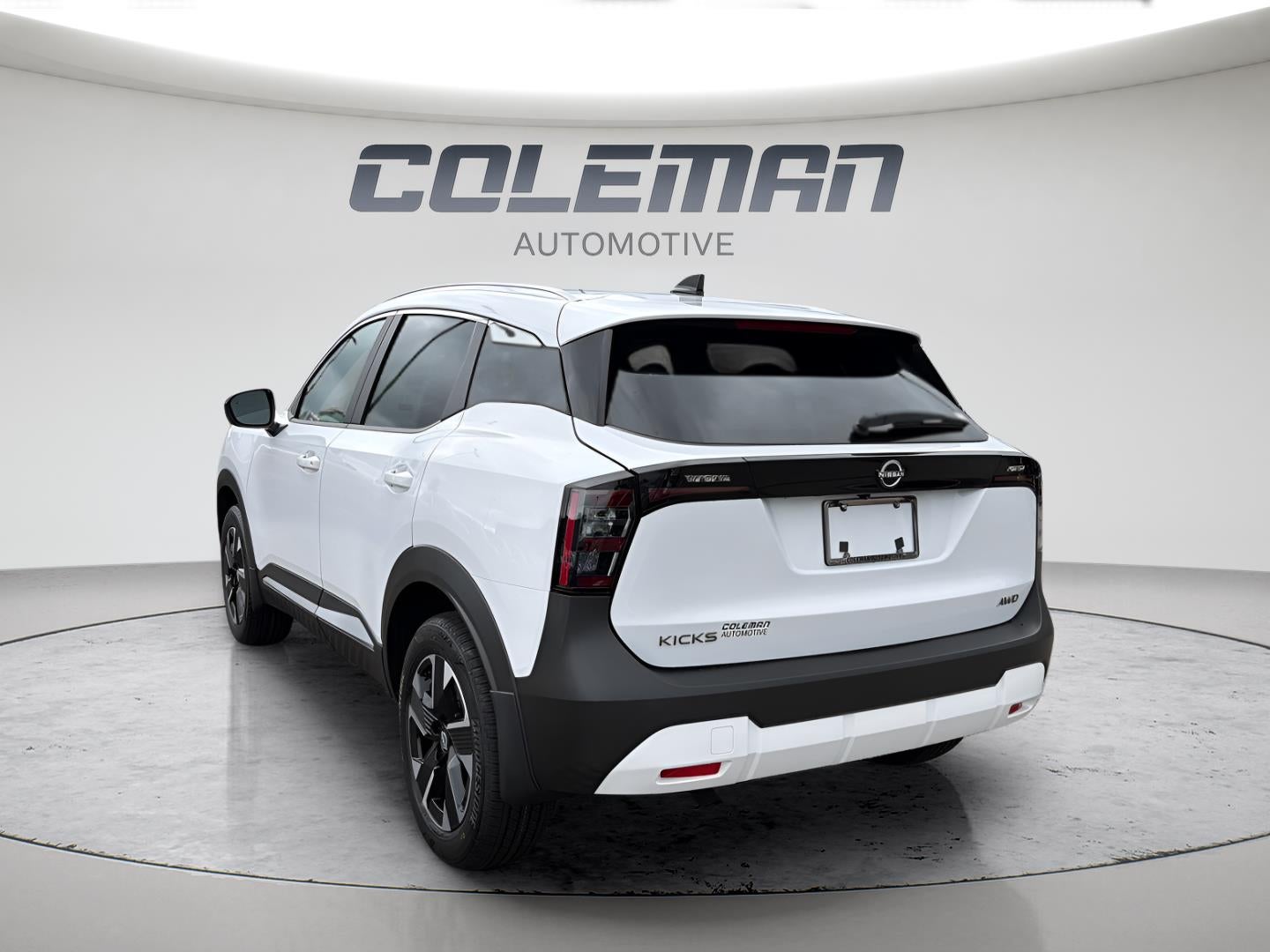 2027 Nissan Kicks SV