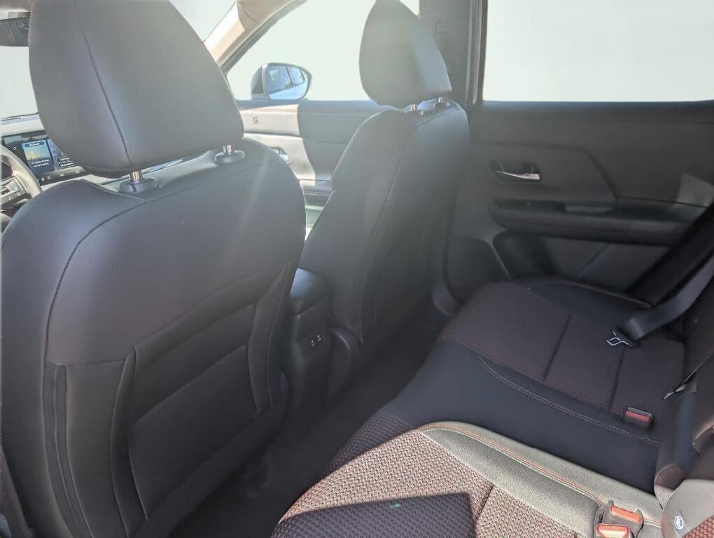 2026 Nissan Kicks SR 31
