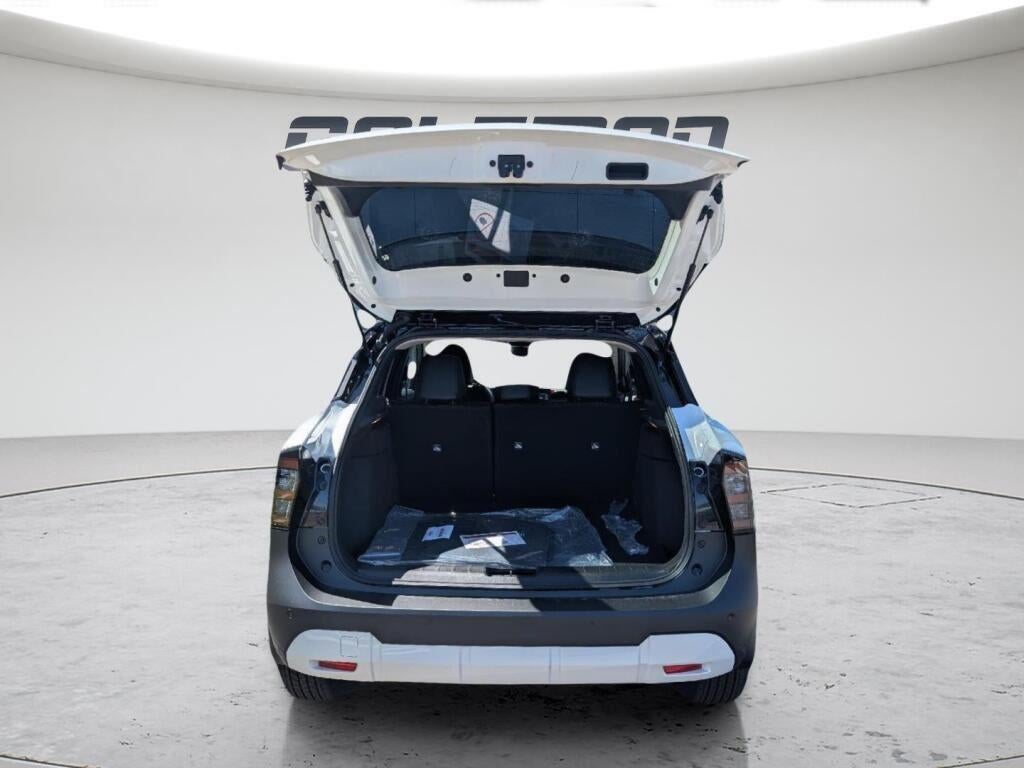 2026 Nissan Kicks SR 38