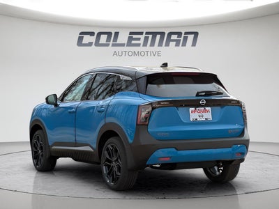2025 Nissan Kicks SR