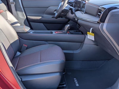 2025 Nissan Kicks SR