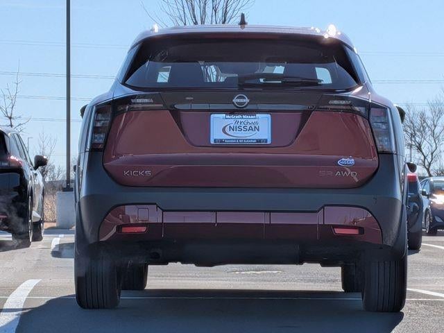 2025 Nissan Kicks SR