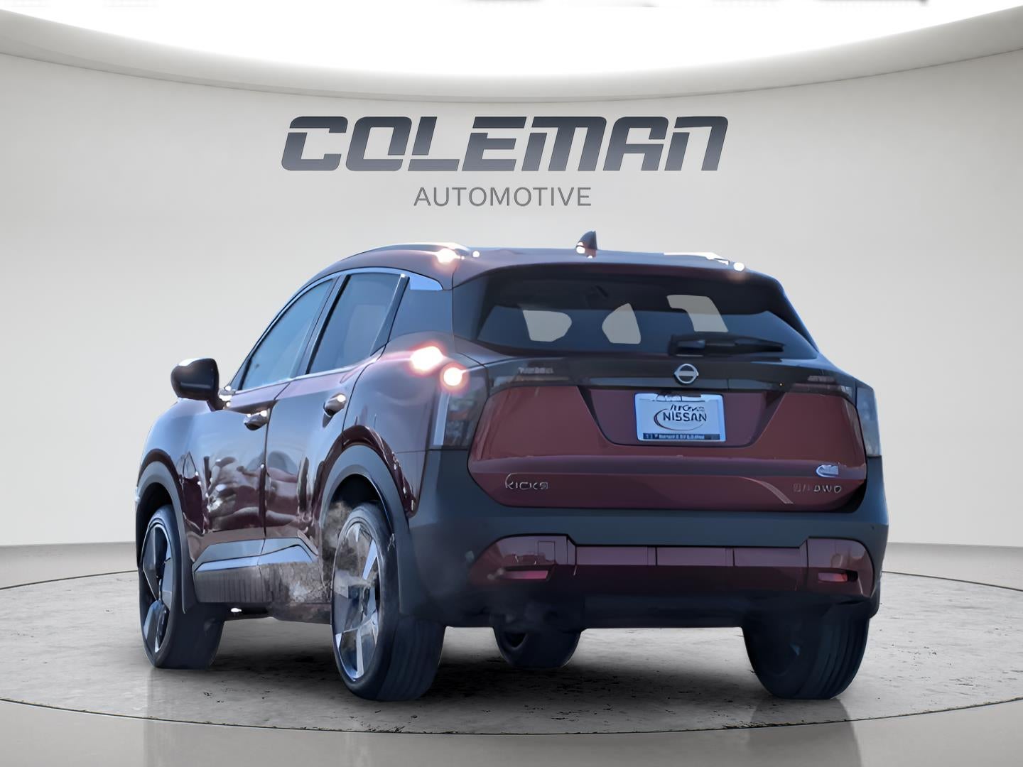 2025 Nissan Kicks SR