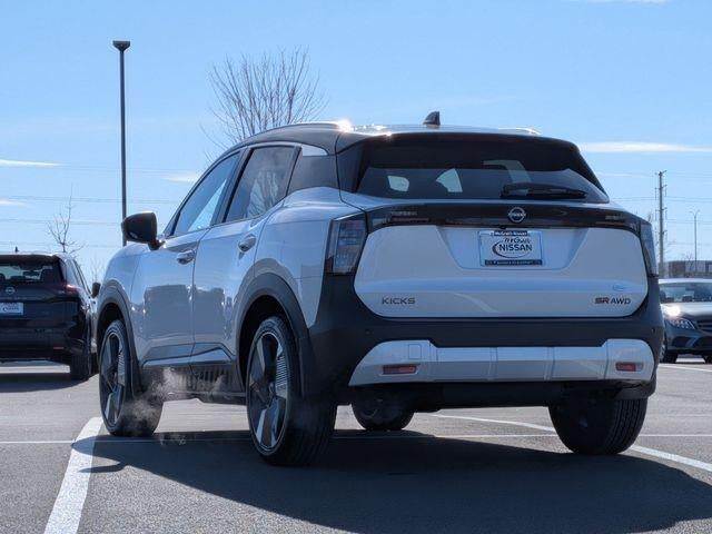 2025 Nissan Kicks SR