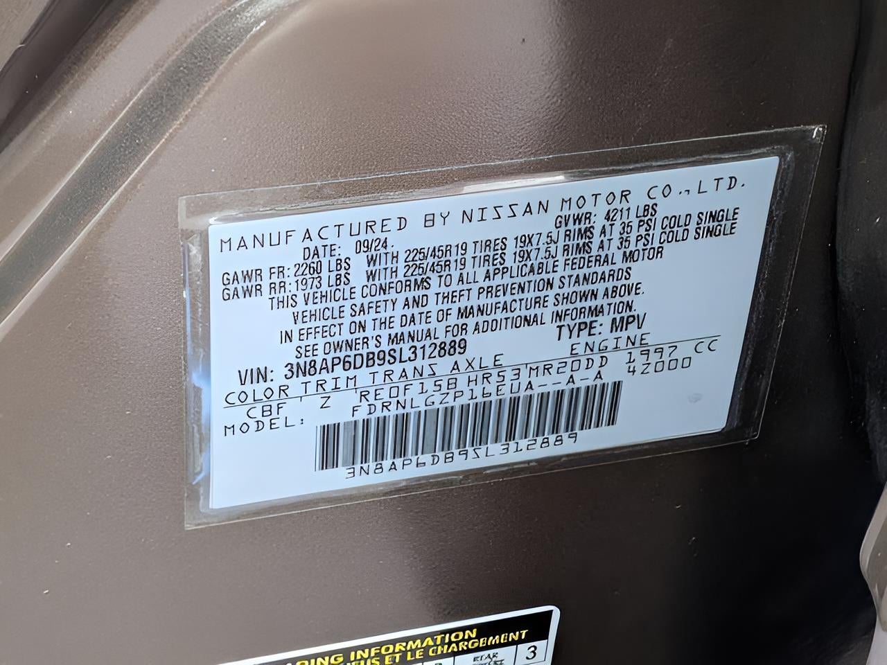 2025 Nissan Kicks SR