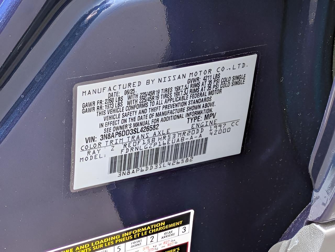 2025 Nissan Kicks SR