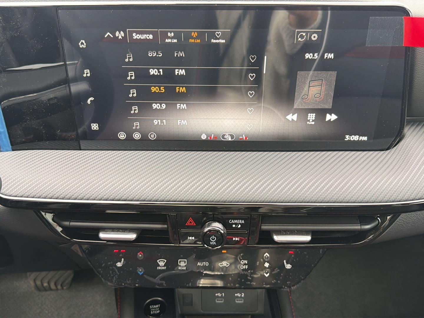 2027 Nissan Kicks SR