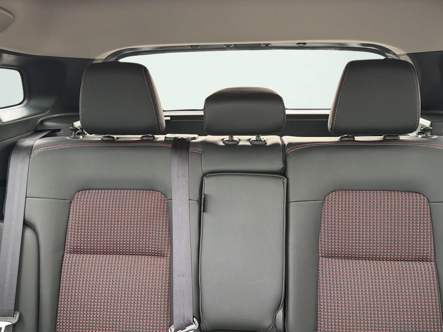 2027 Nissan Kicks SR