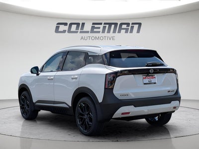 2025 Nissan Kicks SR