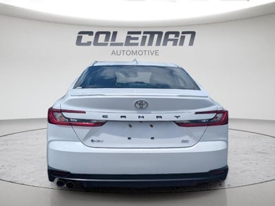 2025 Toyota Camry SE