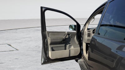 2004 Nissan Pathfinder Armada SE