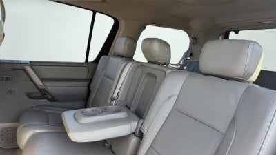 2004 Nissan Pathfinder Armada SE