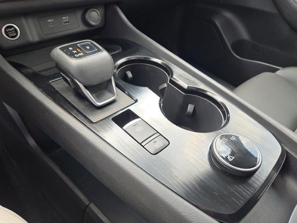 2021 Nissan Rogue SV 25